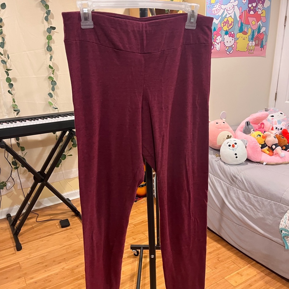 Time and Tru Burgundy Leggings Stretchy Full-Length